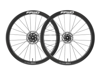 Karbonová kola Fast Forward RYOT44 V2 (44 mm), FFWD N/GAGE 2:1, White, plášť