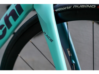 Bianchi Oltre RACE Shimano 105 mech Celeste 55cm 2024