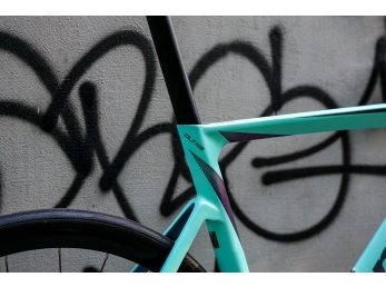 Bianchi Oltre RACE Shimano 105 mech Celeste 55cm 2024