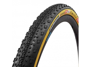 Challenge plášť Gateway TLR PRO 700x36 mm