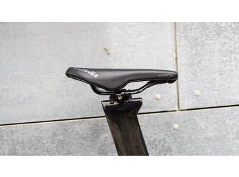 Bianchi Aquila RC Sram Rival AXS E1, Metallic Celeste Black 2026