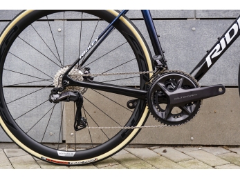 Ridley Fenix SLiC  Shimano Ultegra Di2 12sp BLUE RADIANT 2024