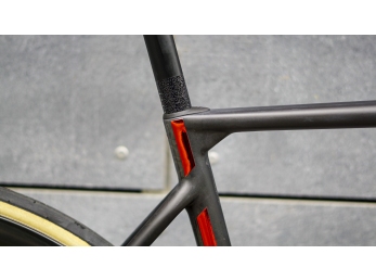 Testovací flotila Wilier VERTICALE SLR+Ultegra Di2 2x12+KLEOS 36 black M