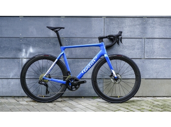 Testovací flotila Wilier FILANTE SL + SH 105 Di2 + Miche React 50 Blue  vel. XL