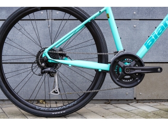 Bianchi C-Sport 3 Alivio 2x9 Disc 2023 Celeste 47cm
