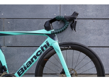 Bianchi Oltre Disc 105 Di2 12sp Celeste 20243