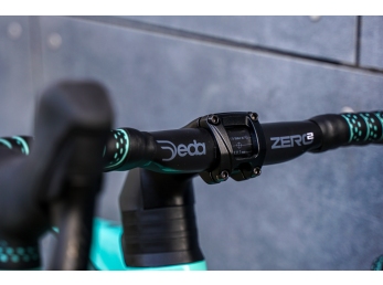 Bianchi Oltre Disc RIVAL AXS 12sp Celeste 2024