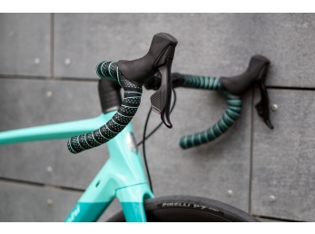 Bianchi Infinito CV Disc Rival Etap AXS 2023 Celeste