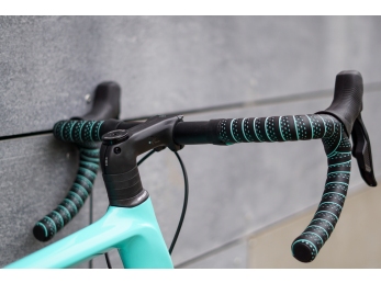 Bianchi Infinito CV Disc Rival Etap AXS 2023 Celeste