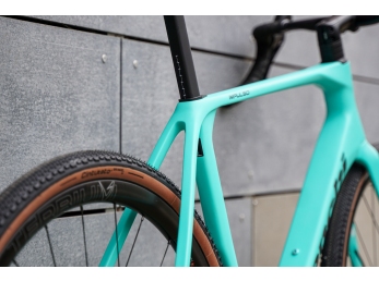 Bianchi Impulso COMP Shimano GRX 610 DISC 2X12S CELESTE 2025