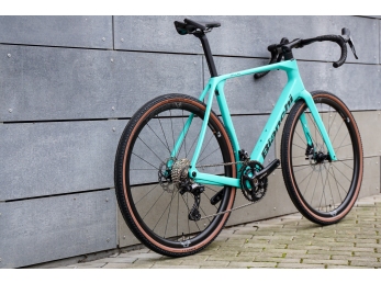 Bianchi Impulso COMP Shimano GRX 610 DISC 2X12S CELESTE 2025