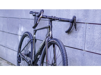 Wilier RAVE ID2 SRAM RIVAL XPLR AXS E1 1x13S 	MICHE GRAFF XL Glitch Black