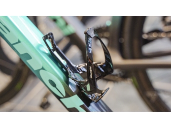 Košík BIANCHI Winger  černý /celeste lesk