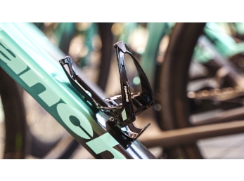 Košík BIANCHI Winger  černý /celeste lesk