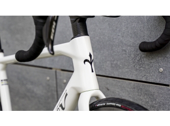 Wilier GARDA Shimano 105 Di2 +Miche SWR 40 Carbon White Black L