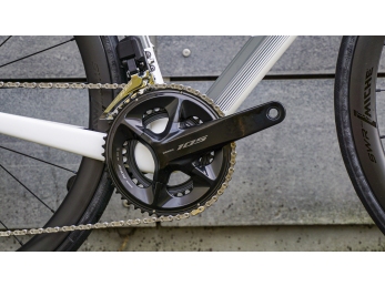 Wilier GARDA Shimano 105 Di2 +Miche SWR 40 Carbon White Black L