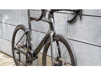 Bianchi Oltre Disc Ultegra Di2 12sp Dark Grey Metal/Graphite 2024