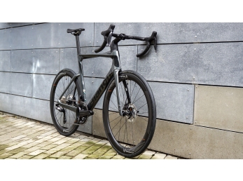 Bianchi Oltre Disc Ultegra Di2 12sp Dark Grey Metal/Graphite 2024