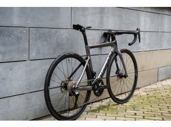 Bianchi Oltre RACE Shimano 105 Di2 Graphite Cangiante/Graph.Matt 2024