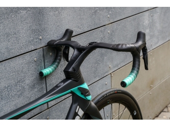 Bianchi Oltre RC Disc Black Carbon/ CK16 Luna Dura Ace  57cm