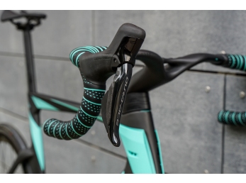 Bianchi Oltre PRO Disc Dura Ace  Di2 12sp Celeste 2024