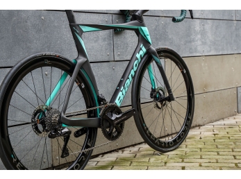 Bianchi Oltre PRO Disc Dura Ace  Di2 12sp Celeste 2024