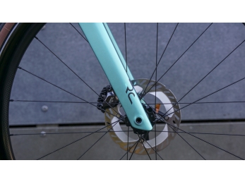 Bianchi Impulso RC SHIMANO GRX DI2 2X12 DISC CELESTE METALLIC 2026