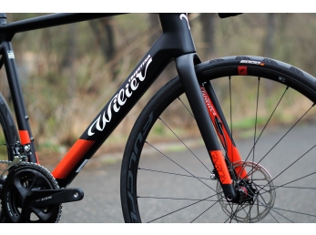 Wilier GARDA Disc+ Shimano 105 +Fulcrum black red XL