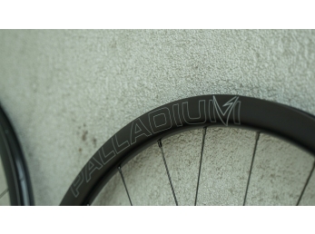 Karbonová kola Velomann Paladium 33mm / Sram