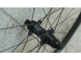 Karbonová kola Velomann Paladium 33mm / Sram