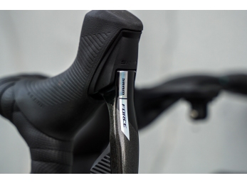 Bianchi Oltre PRO Disc FORCE AXS 12sp Graphite/CK16 Full Matt 2024