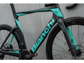 Bianchi Oltre PRO Disc FORCE AXS 12sp Graphite/CK16 Full Matt 2024