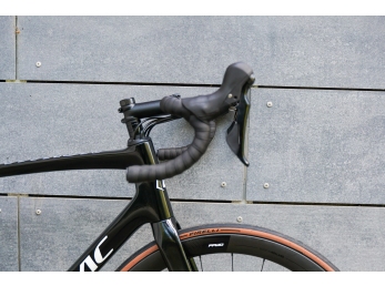 ISAAC Vitron Onyx Black  Shimano 105/ FFWD TYRO velikost L