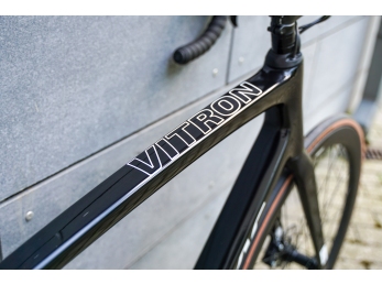 ISAAC Vitron Onyx Black  Shimano 105/ FFWD TYRO velikost L