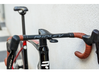 Ridley Fenix SLiC  Shimano 105 Di2/ FFWD Tyro vel. S 54cm 2023