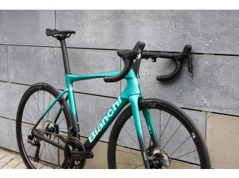 Bianchi Specialissima PRO Ultegra Di2 - karbon kola Palladium 33 2025 47cm