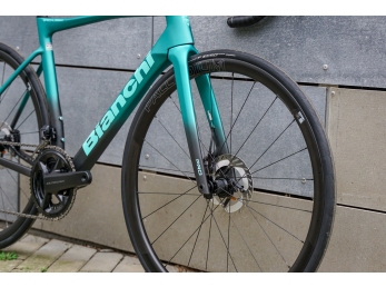 Bianchi Specialissima PRO Ultegra Di2 - karbon kola Palladium 33 2025 47cm