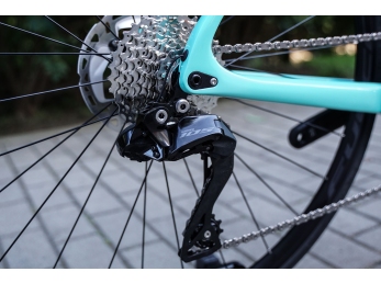 Bianchi Infinito XE Disc Shimano 105 Di2  Celeste 2023 50cm