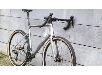 Ridley ASTR SHIMANO GRX 620 2x12,Empress Grey + Anthracite Metallic