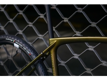 ISAAC Torus Xplore L , Shimano R7000 105  DT Swiss G 1800