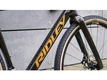 Ridley ASTR SHIMANO GRX 620 2x12,Black Metallic + Bronze Gold  S 54cm