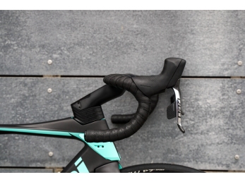 Bianchi Oltre PRO Disc SRAM RED AXS 12sp Graphite/CK16 matt 55cm 2023