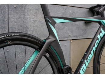 Bianchi Oltre PRO Disc SRAM RED AXS 12sp Graphite/CK16 matt 55cm 2023