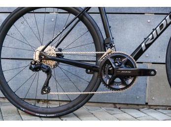 Ridley Fenix SLiC  Shimano 105Di2 12sp BLACK EMPRESS, velikost S 54cm 2024