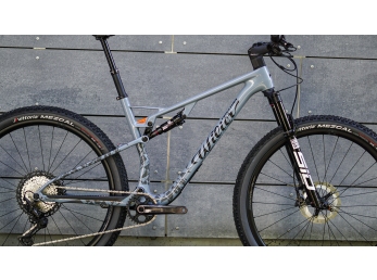 Testovací flotila Wilier URTA MAX SLR + XT 1x12 + SID + K6 grey L