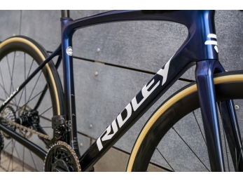 Ridley Fenix SLiC  SRAM FORCE AXS D2 BLUE RADIANT, velikost S 54cm 2024