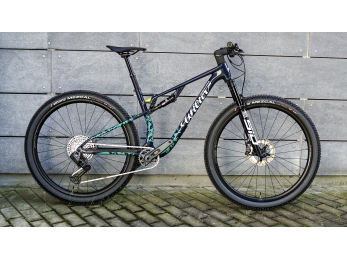 Testovací flotila Wilier URTA MAX SLR+GX-T 1x12+SID+K6   M