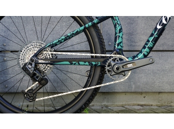Testovací flotila Wilier URTA MAX SLR+GX-T 1x12+SID+K6   M