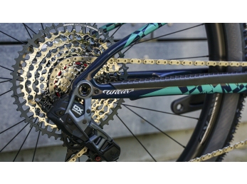 Testovací flotila Wilier URTA MAX SLR+GX-T 1x12+SID+K6   M