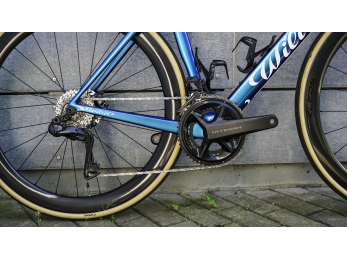 Testovací flotila Wilier FILANTE SLR + Ultegra Di2 + KLEOSRD50 Azzurro M